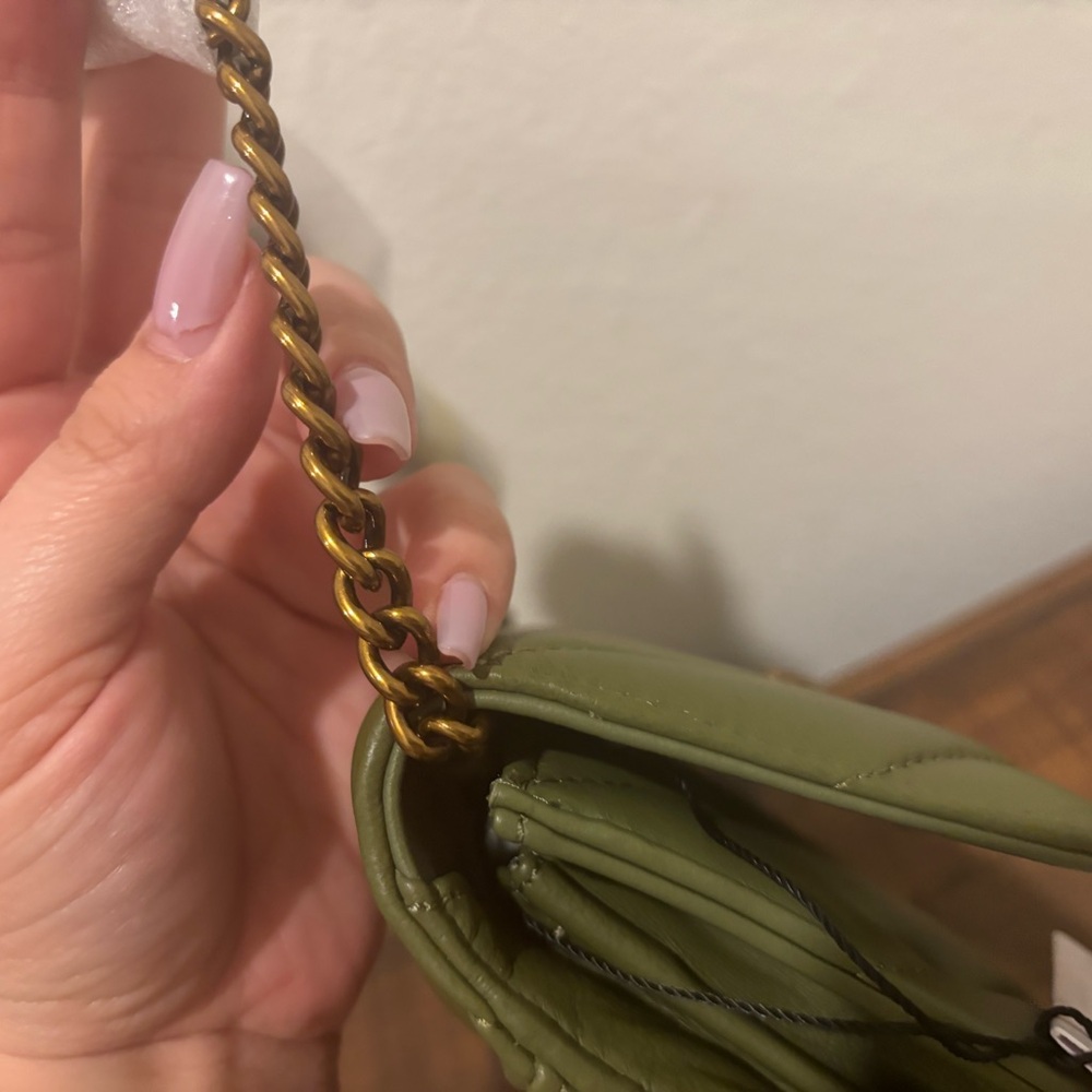 Kurt Geiger Olive Quilted Clutch/ Crossbody - Picture 5 of 8